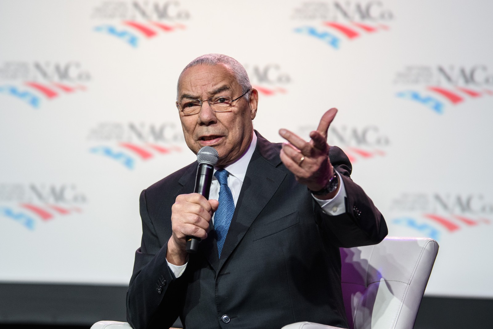 General Colin Powell shares leadership skills