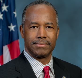 Image of 20170420-Secretary Carson Official Portrait-7384-Edit-HiRes.jpg