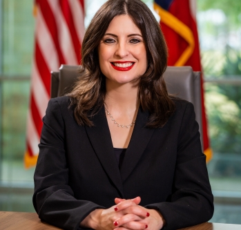 Hon. Lesley Briones