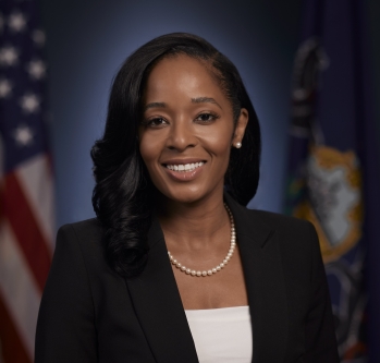 Headshot of Dr. Latika Davis-Jones