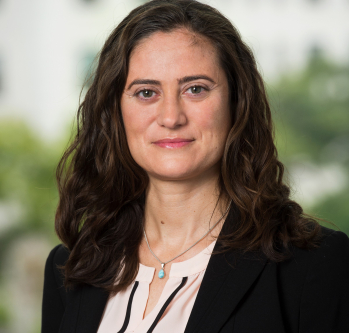 Headshot_Claudia Solari