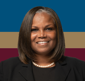 Headshot of Toni Holmes
