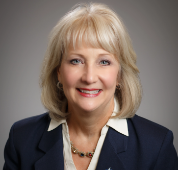 Headshot of Roberta Eckert 1.5.26