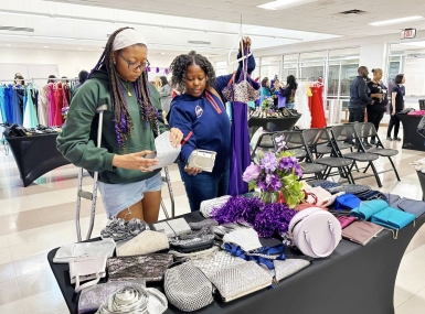 High school students peruse accessories to go with their dresses at Montgomery County, Md’s “Project Prom Dress” held at the Department of Recreation. Photos courtesy of Montgomery County