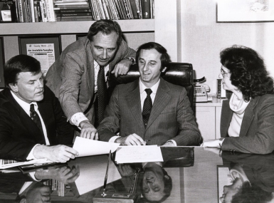 NACo Executive Director Bernie Hillenbrand  (second from left) advises President Bill Murphy, flanked by Jackson County, Mo. Legislator Archie McGee and Merced County, Calif. Supervisor Ann Klinger. 