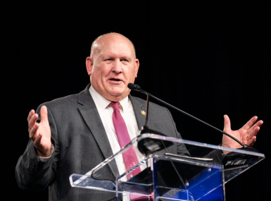 House Agriculture Chairman G.T. Thompson (R-Pa.) touts the Rural Development program Feb. 23 while addressing the General Session audience. Photo by Denny Henry