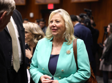 Maricopa County, Ariz. Supervisor Debbie Lesko speaks with attendees on the floor of the Arizona House of Representatives on opening day of the 57th legislature. Photo by Gage Skidmore 