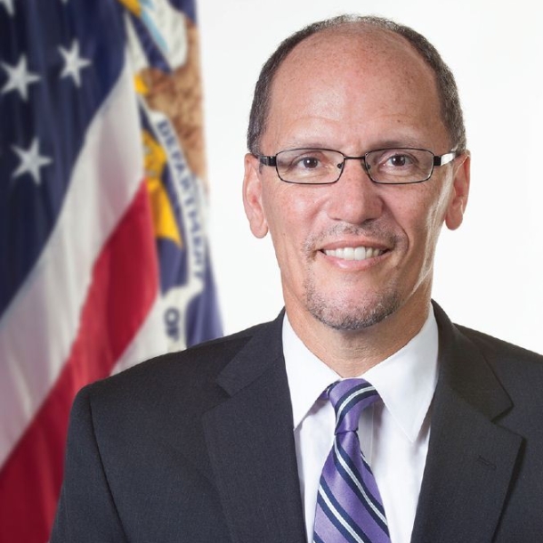Official_portrait_of_United_States_Secretary_of_Labor_Tom_Perez.jpg