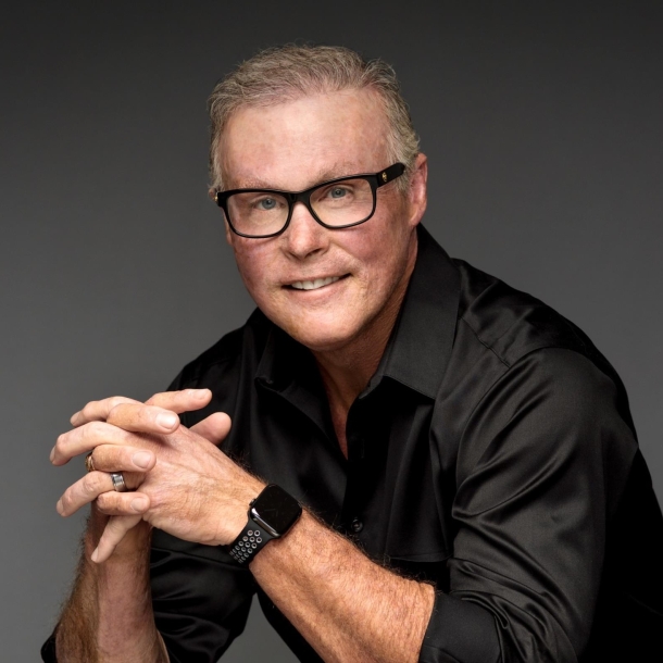 Headshot of Chris Hall