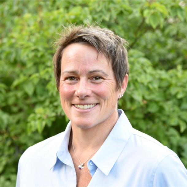 photo of Jennifer Banyan