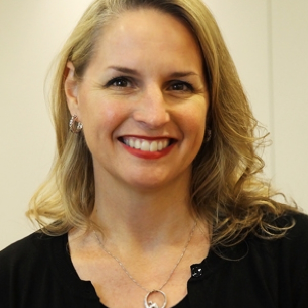 Headshot of Leanne Gassaway