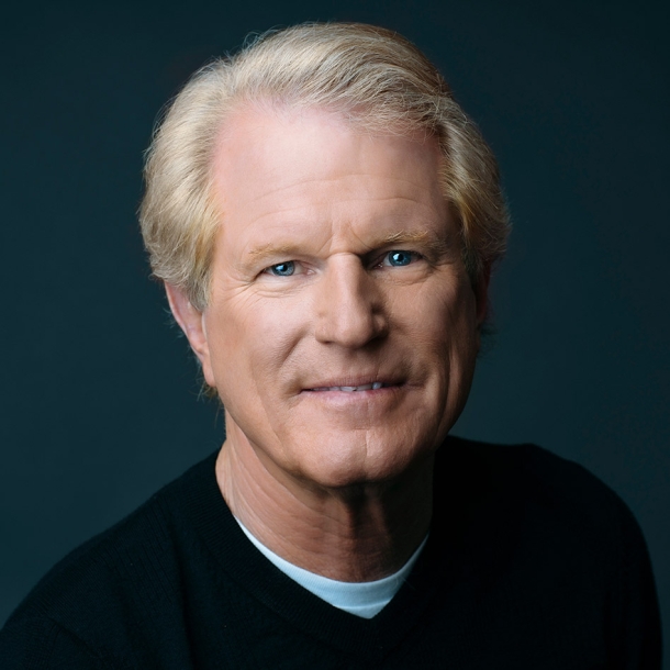 Image of HEADSHOT_keynote_Roy Spence_1x1.jpg