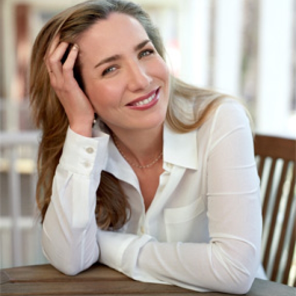 Image of laura-hillenbrand-w-credit.jpg