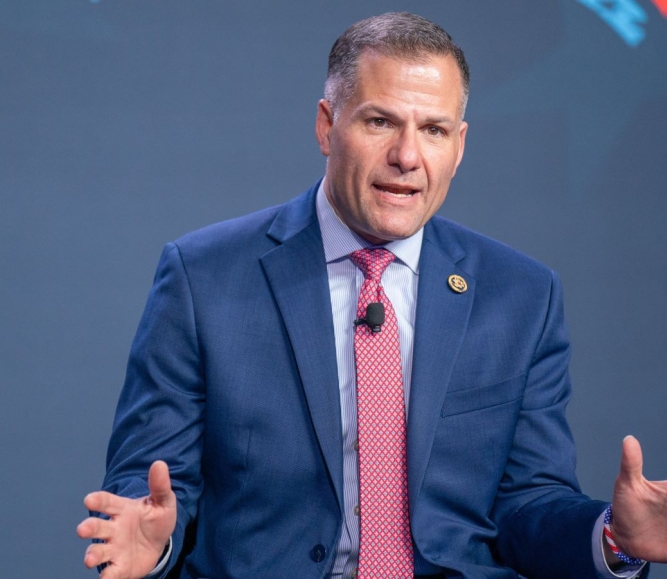 Rep. Marc Molinaro (R-N.Y.) discusses the Restore the Partnership Act Feb. 12 at the General Session. Photo by Denny Henry