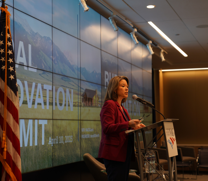 Rep. Craig Speaking At RIS