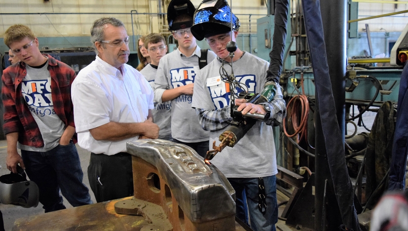 ManufacturingDay1_0_0.jpg Image of ManufacturingDay1_0_0.jpg