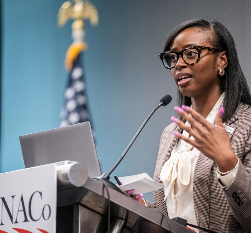 NACIO President Schuyler Harding discusses the importance of storytelling at a NACo-NACIO workshop on the topic. Photo by Denny Henry