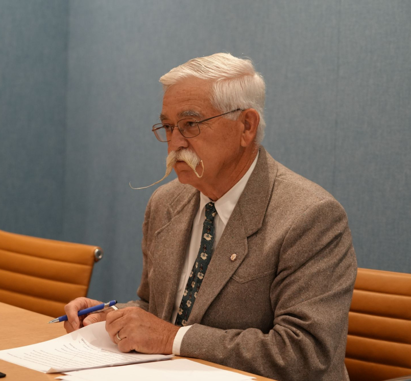 Modoc County, Calif. Supervisor Ned Coe prepares to give congressional testimony June 25. Photo by Charlie Ban 