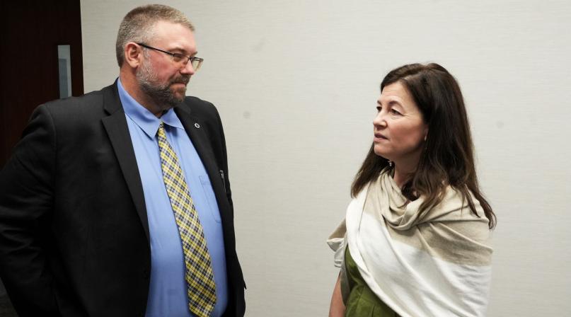 Lucas County, Ohio Engineer Mike Pniewski speaks to Rep. Kristen McDonald Rivet (D-Mich.) May 19 during the Business Roundtable’s Infrastructure Week Signature Event in Washington, D.C. Photo by Charlie Ban