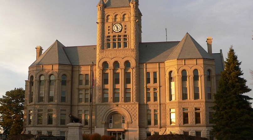 Image of 786px-Gage_County,_Nebraska_courthouse_from_S_1.JPG