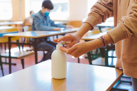 GettyImages-1224911654_schoolCovid.jpg Image of GettyImages-1224911654_schoolCovid.jpg